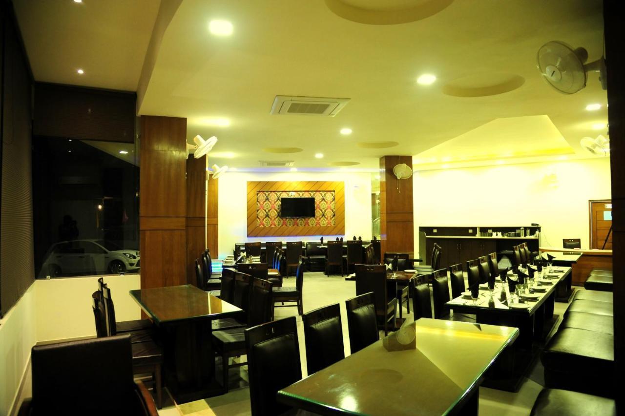Hotel Grand Sharan 카트라 외부 사진