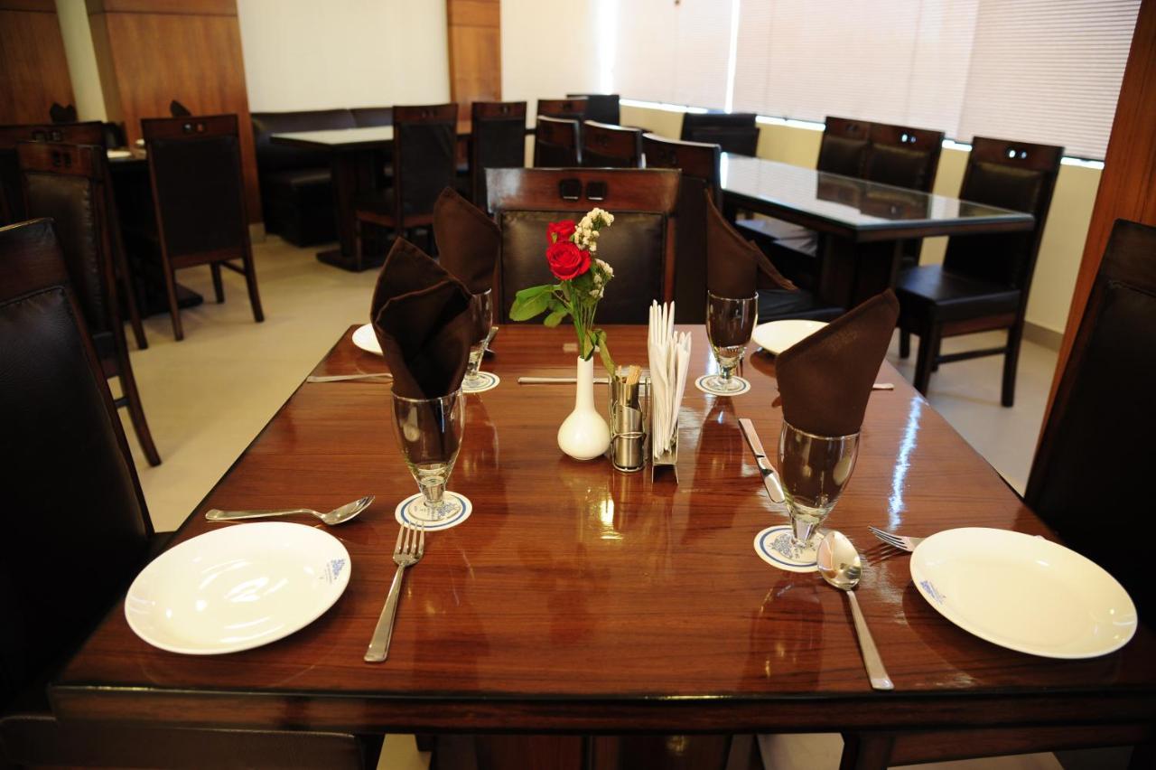 Hotel Grand Sharan 카트라 외부 사진