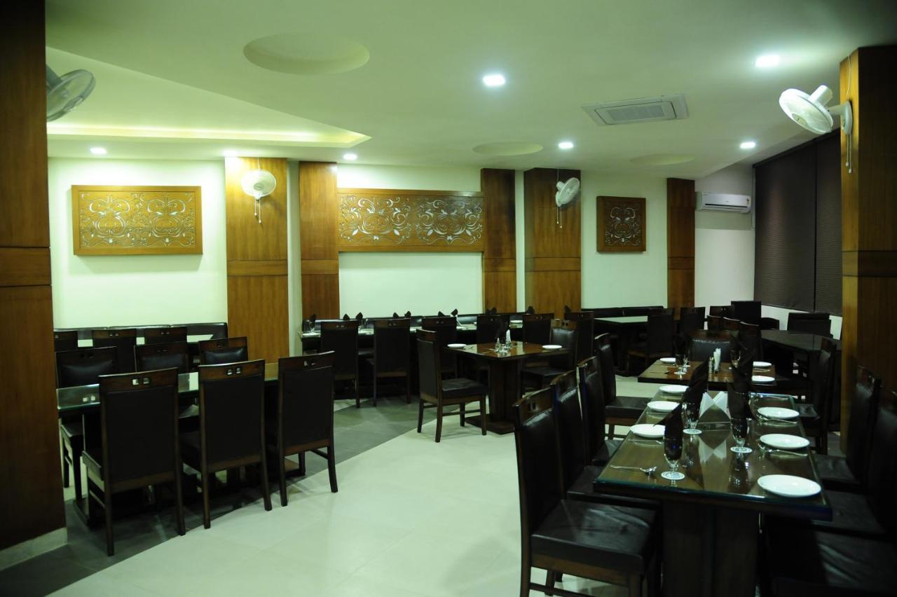 Hotel Grand Sharan 카트라 외부 사진